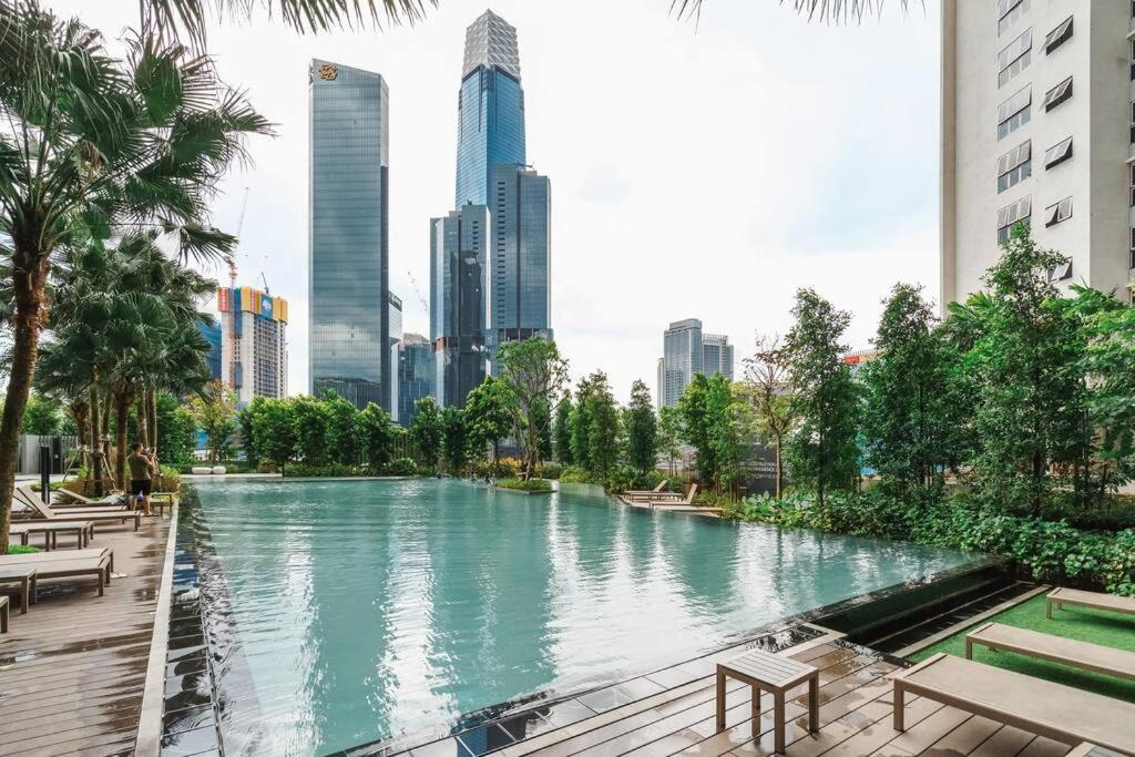 Agile-5mins To Pavillion & Trx-ps4-new Unit Kuala Lumpur