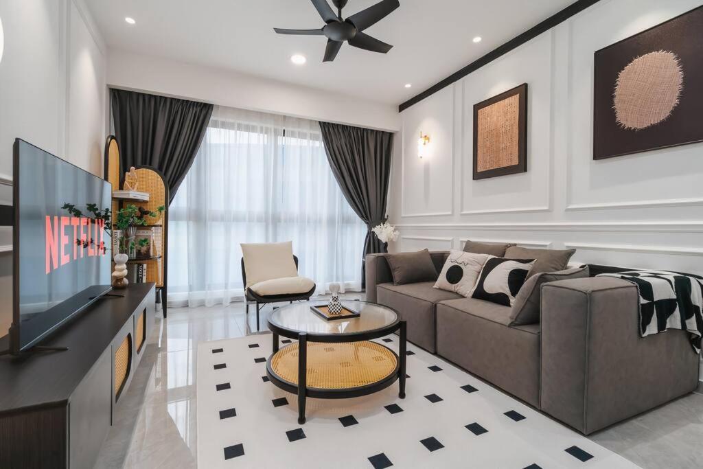Agile-5mins To Pavillion & Trx-ps4-new Unit * Kuala Lumpur